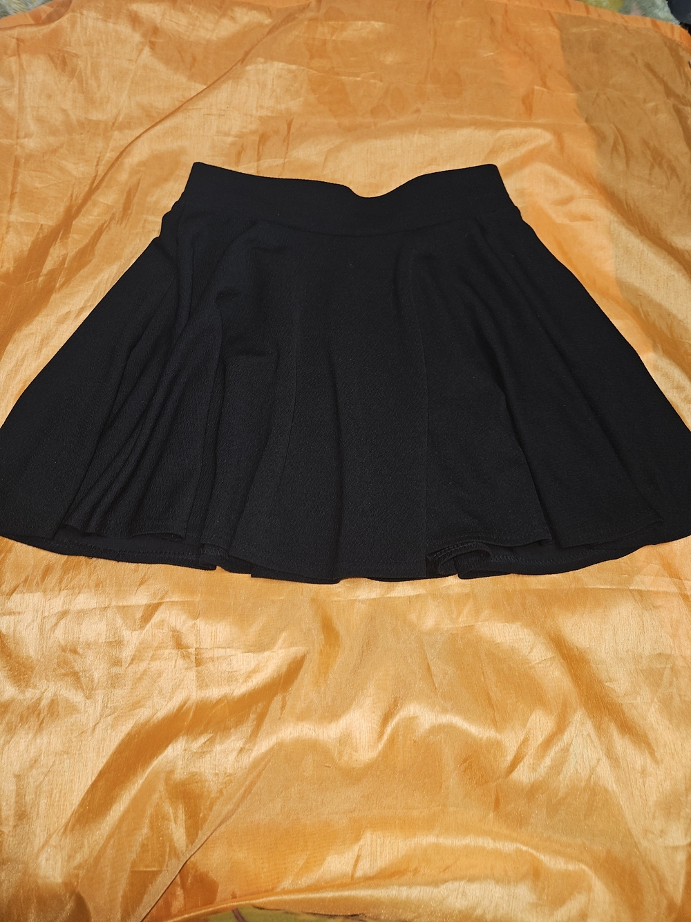 Women’s Black Skater Skirt - Classic Everyday Style
